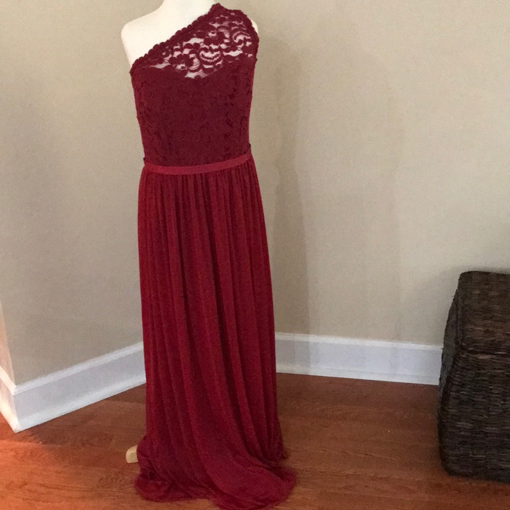 Davids bridal long formal dress. Red. 14